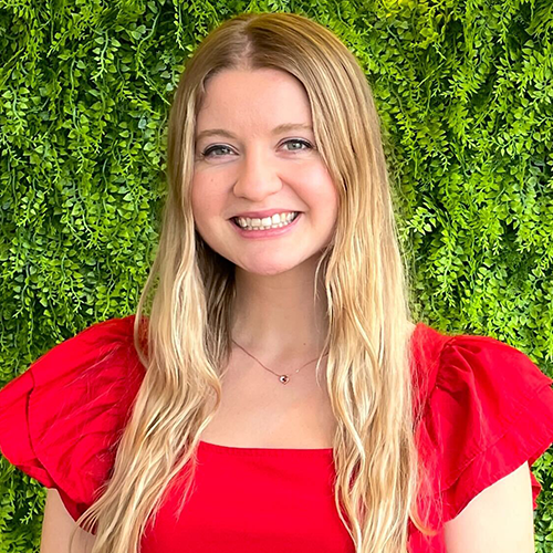 Headshot of Callie Evergreen, FSR Editor
